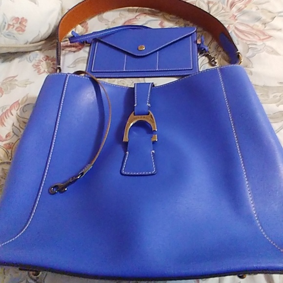 Handbag - Picture 2 of 2